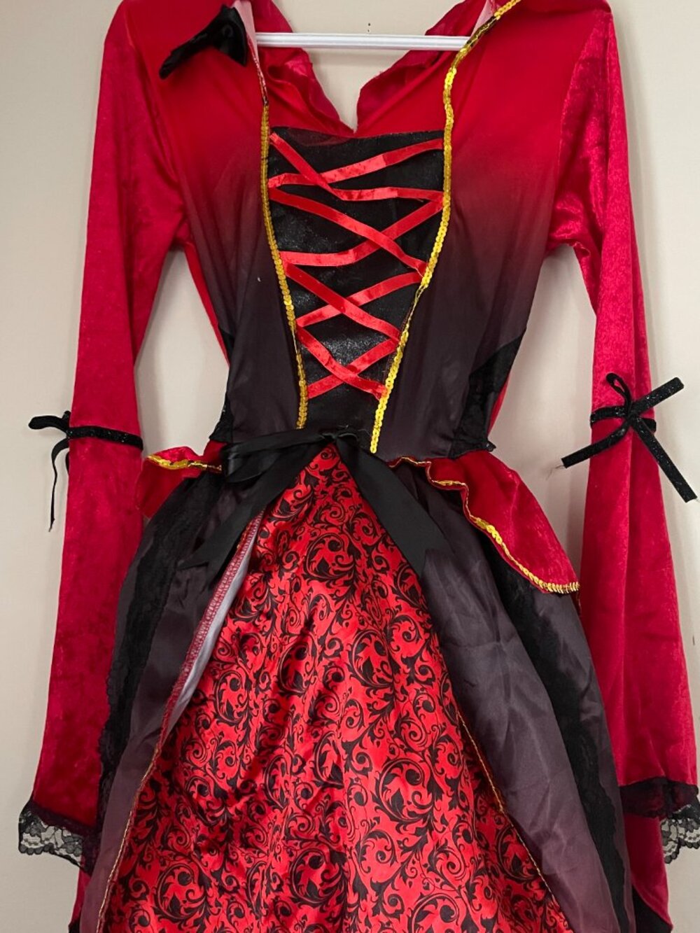 Red & Black Hooded Pirate Costume Dress